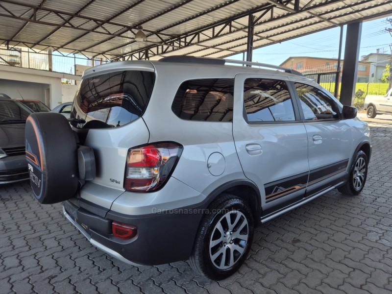 spin 1.8 activ 8v flex 4p automatico 2016 caxias do sul