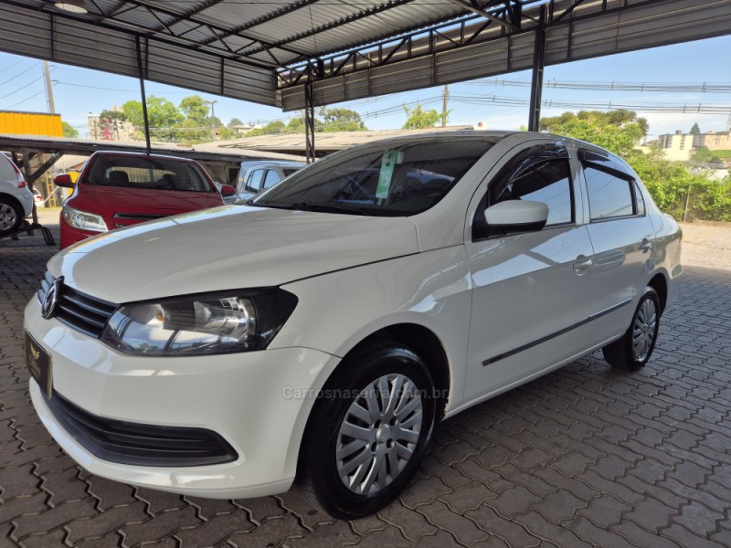 VOYAGE 1.0 MI TRENDLINE 8V FLEX 4P MANUAL - 2015 - CAXIAS DO SUL