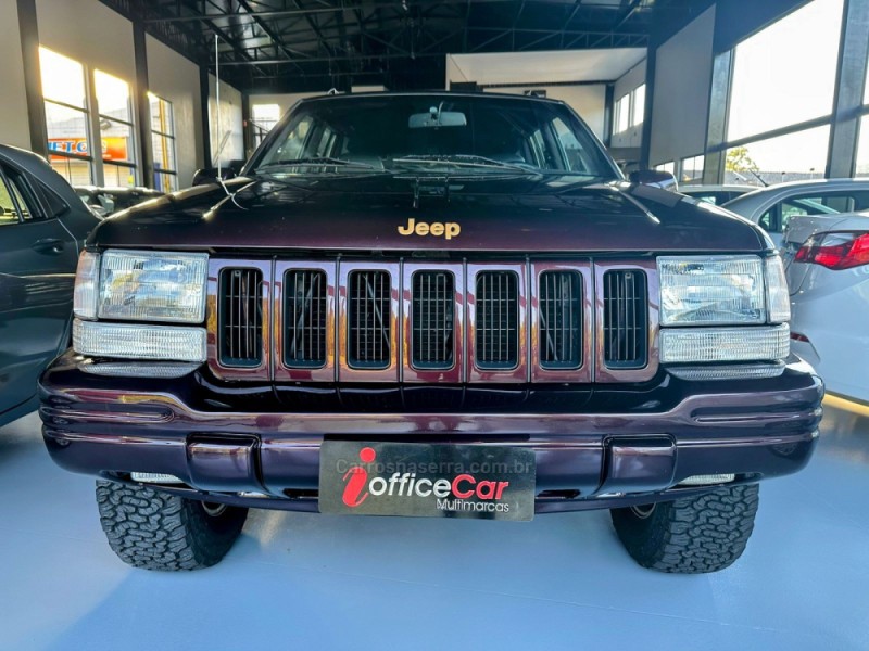 GRAND CHEROKEE 5.2 LIMITED 4X4 V8 16V GASOLINA 4P AUTOMÁTICO - 1998 - TRêS COROAS