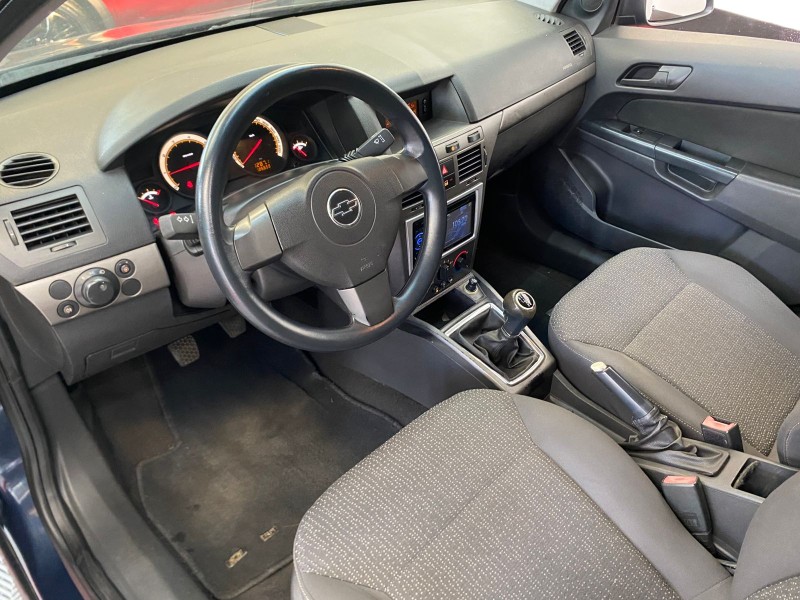 VECTRA 2.0 MPFI EXPRESSION 8V FLEX 4P MANUAL - 2010 - CAXIAS DO SUL