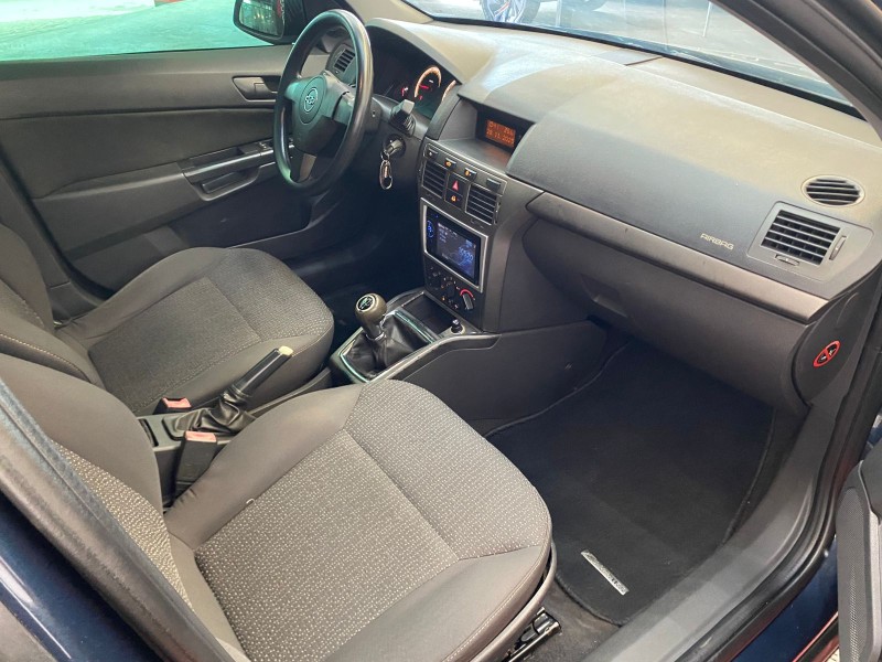 VECTRA 2.0 MPFI EXPRESSION 8V FLEX 4P MANUAL - 2010 - CAXIAS DO SUL