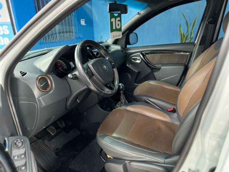 DUSTER 2.0 DYNAMIQUE 4X2 16V FLEX 4P MANUAL - 2016 - CAXIAS DO SUL