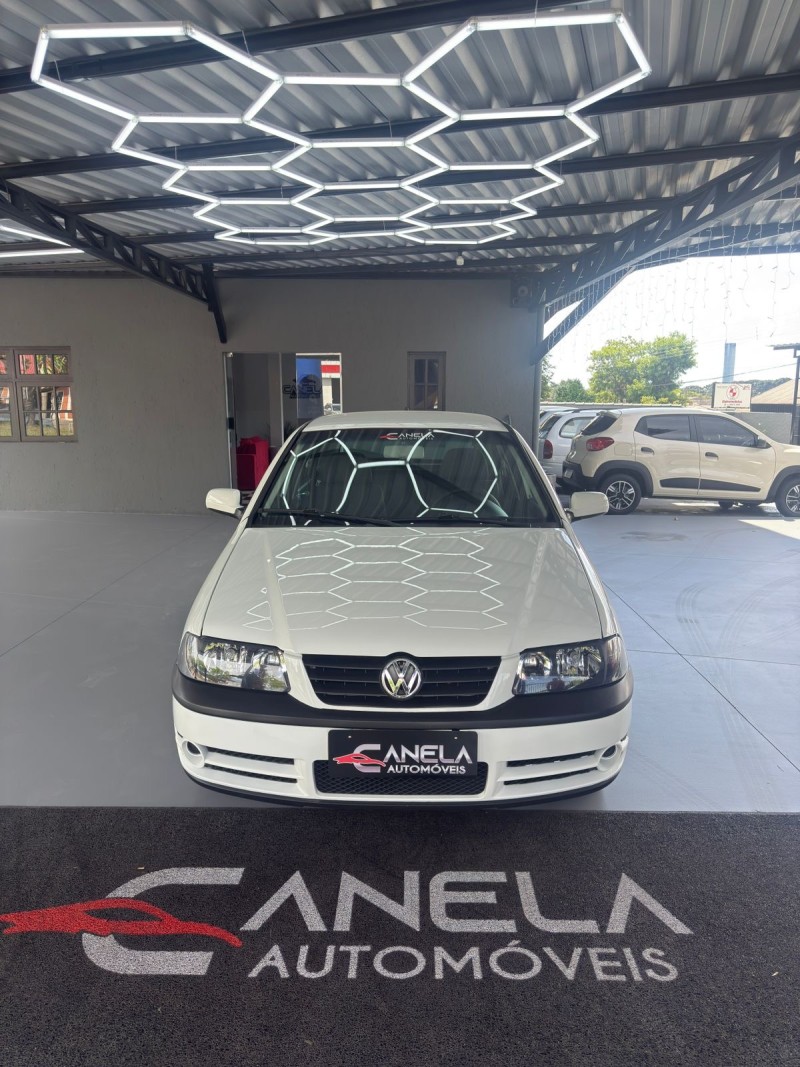 GOL 1.6 MI POWER 8V FLEX 4P MANUAL G.III - 2004 - CANELA