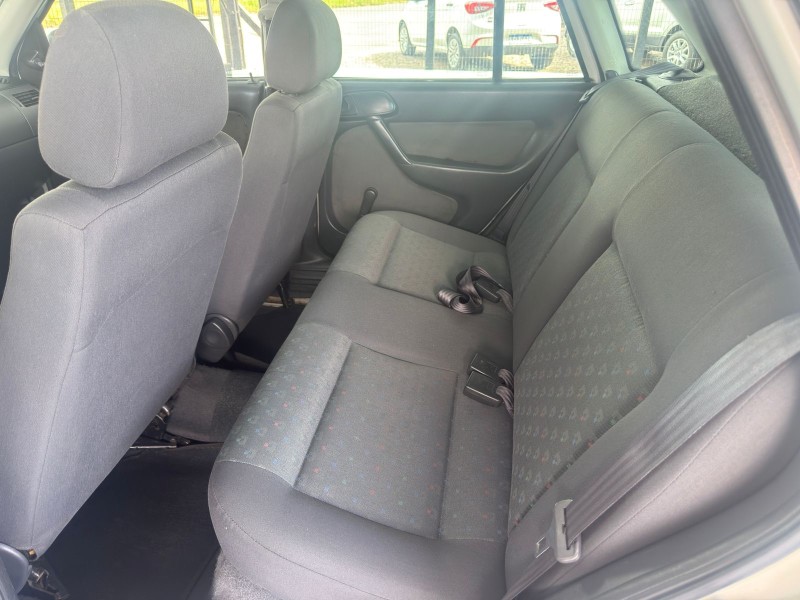 GOL 1.6 MI POWER 8V FLEX 4P MANUAL G.III - 2004 - CANELA