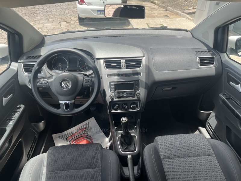 FOX 1.0 ITREND 8V FLEX 4P MANUAL - 2014 - VERANóPOLIS