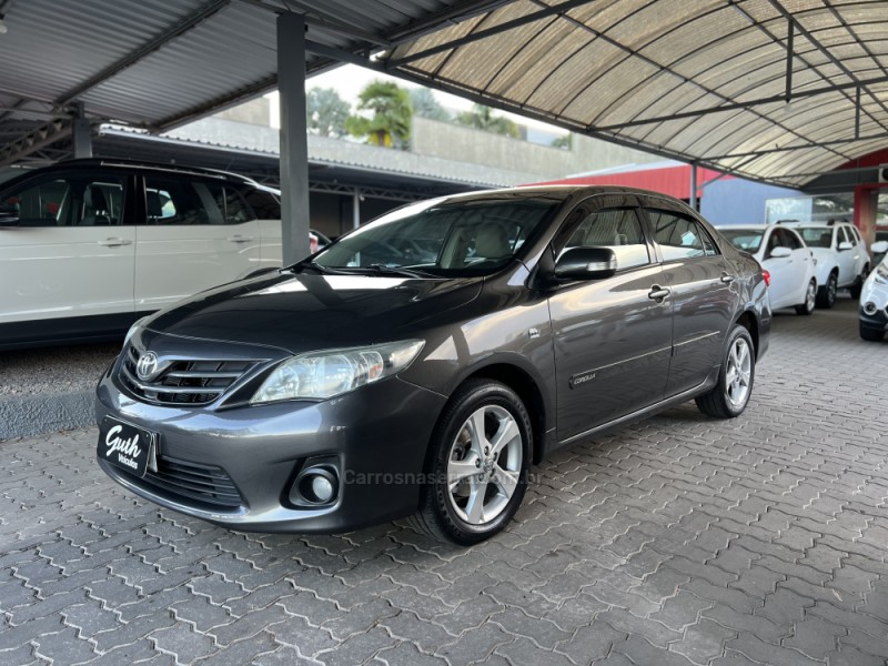 corolla 2.0 xei 16v flex 4p automatico 2012 bom principio