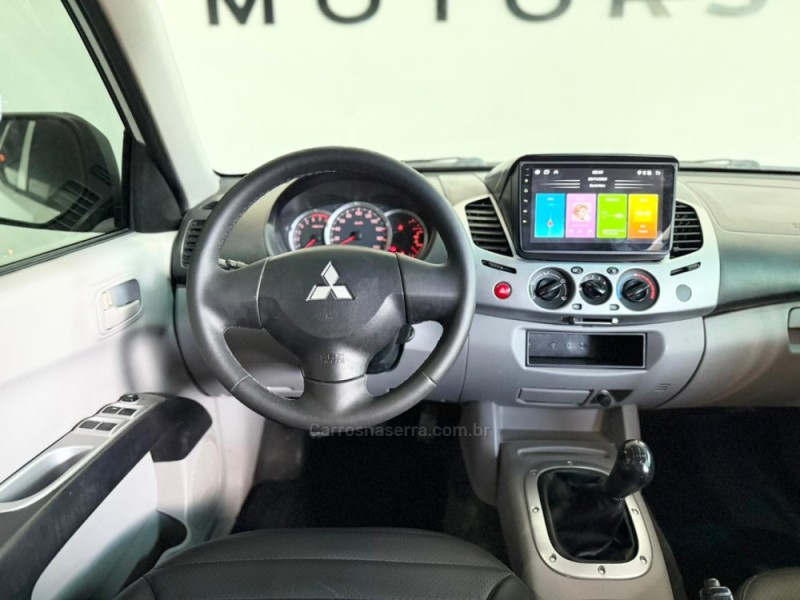 L200 TRITON 2.4 HLS 4X2 CD 16V FLEX 4P MANUAL - 2015 - NOVO HAMBURGO