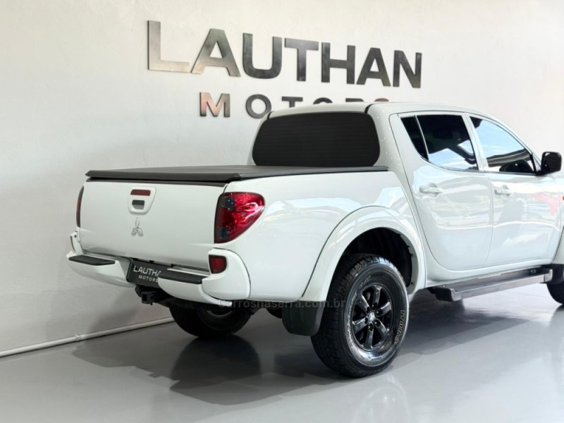 L200 TRITON 2.4 HLS 4X2 CD 16V FLEX 4P MANUAL - 2015 - NOVO HAMBURGO