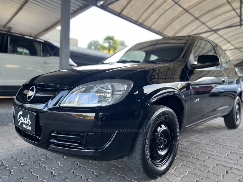 CELTA 1.0 MPFI LIFE 8V FLEX 2P MANUAL - 2011 - BOM PRINCíPIO