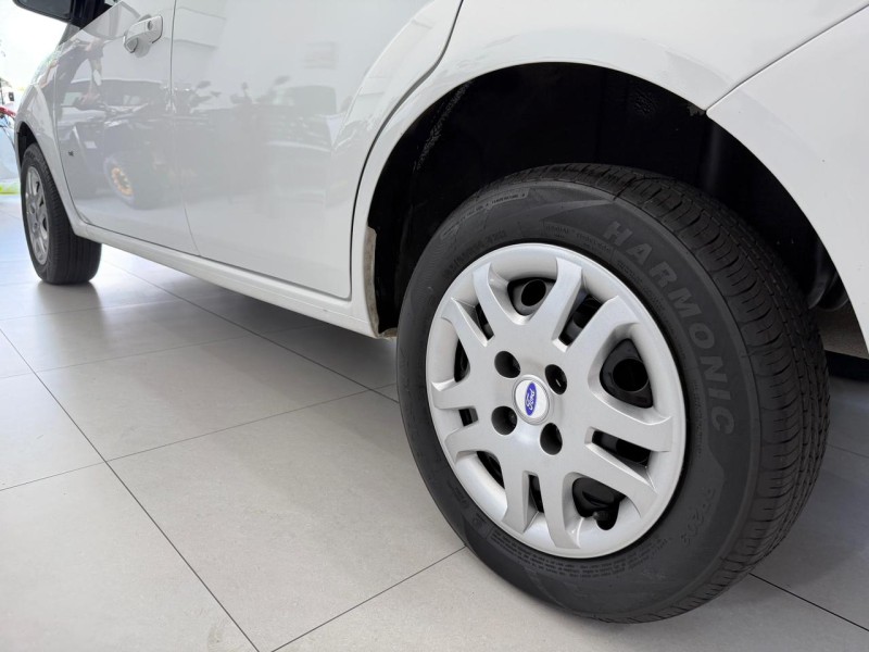 FIESTA 1.0 SE 8V FLEX 4P MANUAL - 2014 - CAXIAS DO SUL