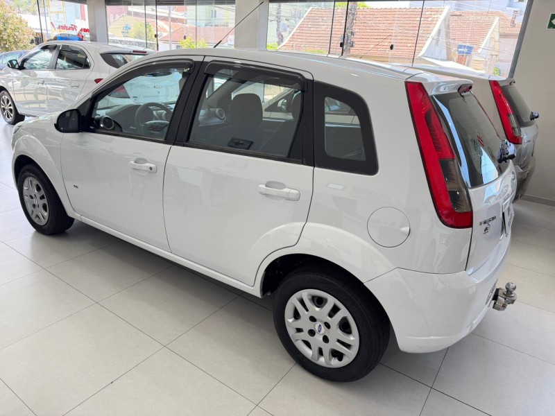 FIESTA 1.0 SE 8V FLEX 4P MANUAL - 2014 - CAXIAS DO SUL