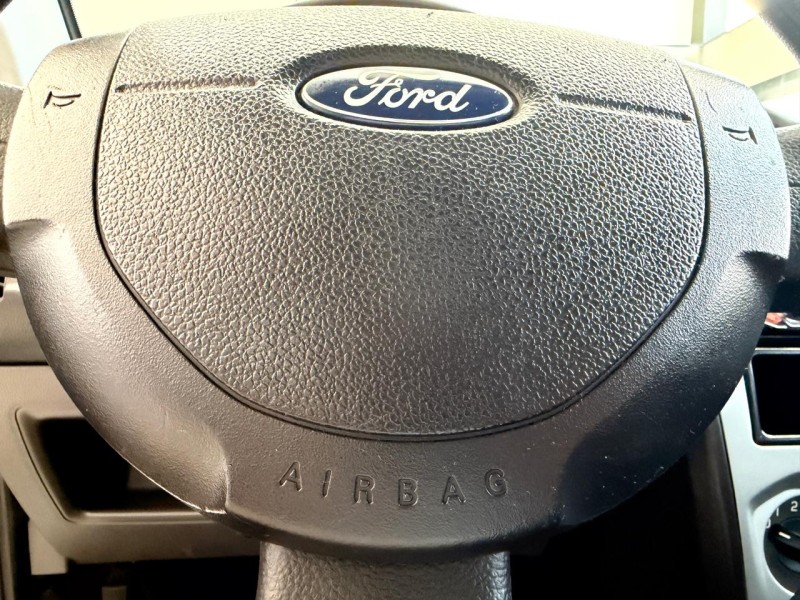 FIESTA 1.0 SE 8V FLEX 4P MANUAL - 2014 - CAXIAS DO SUL