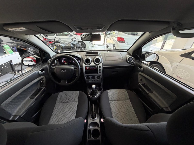 FIESTA 1.0 SE 8V FLEX 4P MANUAL - 2014 - CAXIAS DO SUL