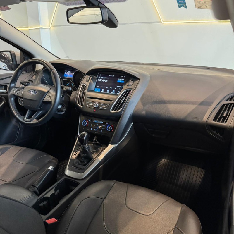 FOCUS 1.6 SE PLUS 16V FLEX 4P MANUAL - 2018 - CAXIAS DO SUL