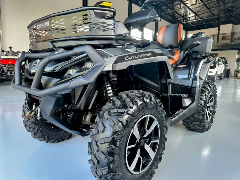 outlander 1000x mr 2023 tres coroas