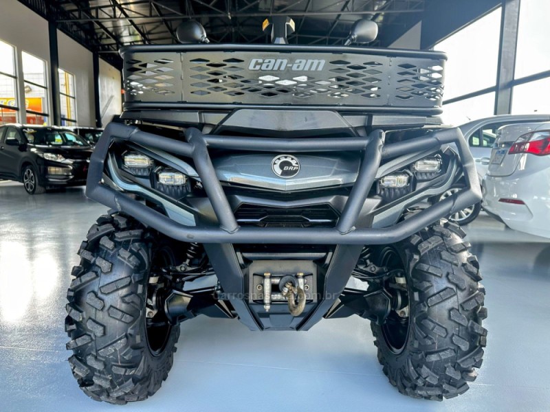 OUTLANDER 1000X MR - 2023 - TRêS COROAS