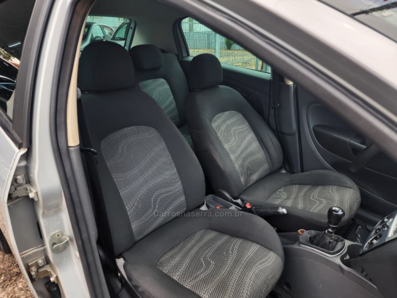 PUNTO 1.4 ELX 8V FLEX 4P MANUAL - 2008 - VACARIA