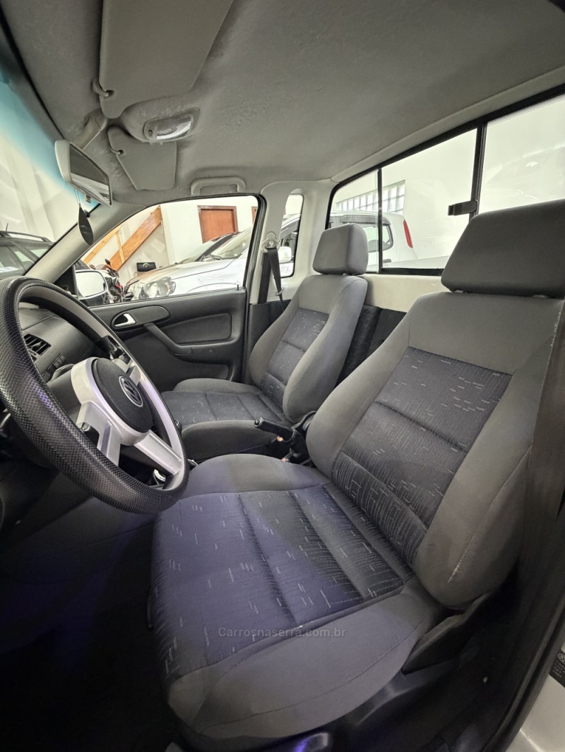 SAVEIRO 1.8 MI SUMMER CS 8V GASOLINA 2P MANUAL - 2002 - CAXIAS DO SUL