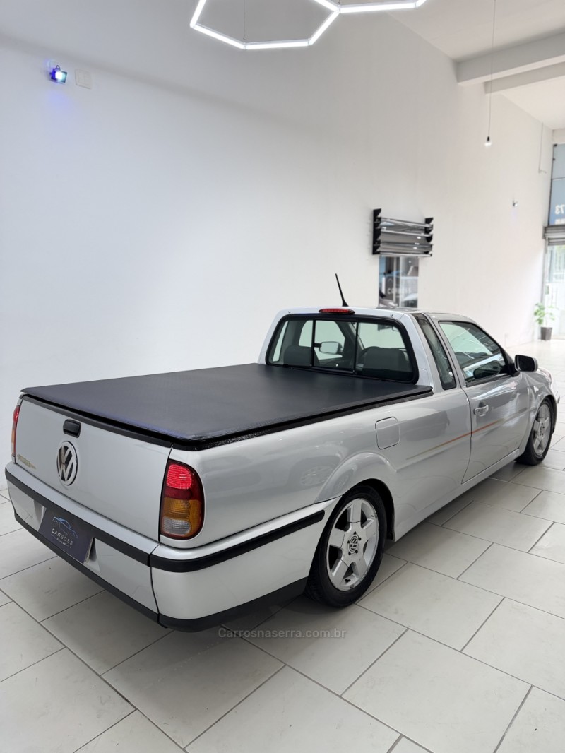 SAVEIRO 1.8 MI SUMMER CS 8V GASOLINA 2P MANUAL - 2002 - CAXIAS DO SUL