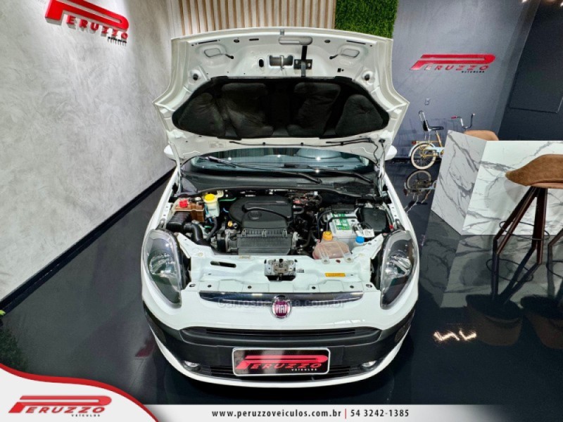 PUNTO 1.4 ATTRACTIVE ITALIA 8V FLEX 4P MANUAL - 2017 - NOVA PRATA