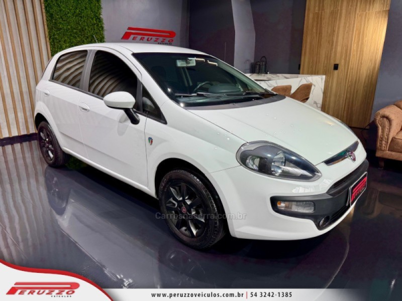 PUNTO 1.4 ATTRACTIVE ITALIA 8V FLEX 4P MANUAL - 2017 - NOVA PRATA