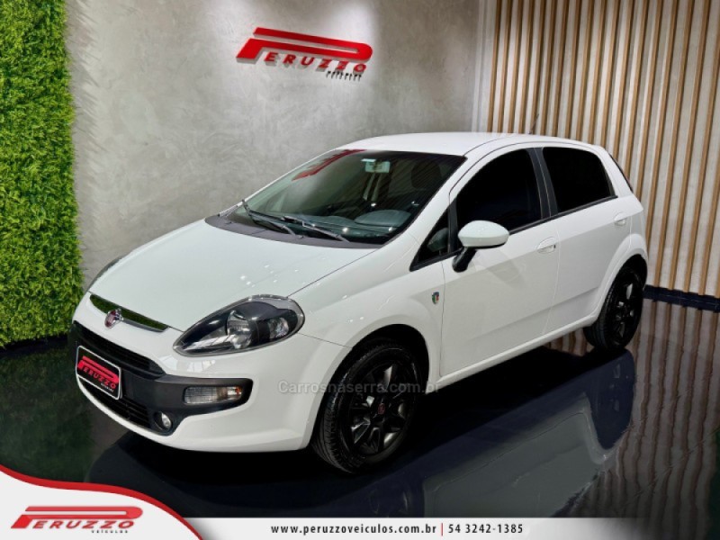 punto 1.4 attractive italia 8v flex 4p manual 2017 nova prata