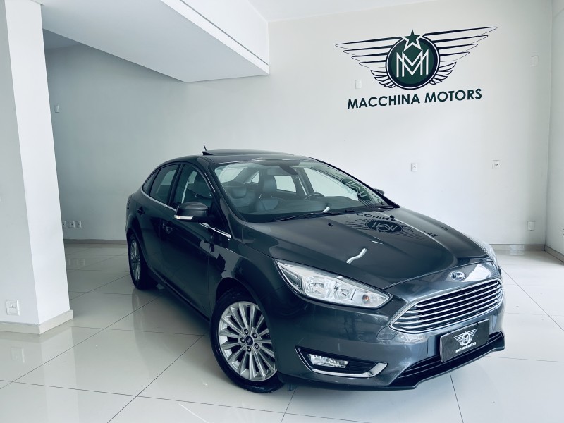 focus 2.0 titanium fastback 16v flex 4p automatico 2018 caxias do sul