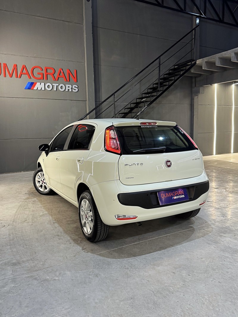 PUNTO 1.4 ATTRACTIVE ITALIA 8V FLEX 4P MANUAL - 2016 - PASSO FUNDO