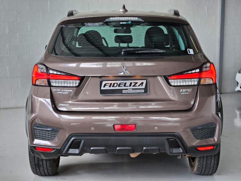 OUTLANDER 2.0 HPE 4X4 MIVEC SPORT FLEX 4P AUTOMÁTICO - 2021 - FARROUPILHA