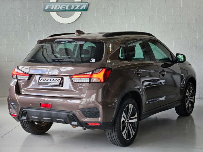 OUTLANDER 2.0 HPE 4X4 MIVEC SPORT FLEX 4P AUTOMÁTICO - 2021 - FARROUPILHA