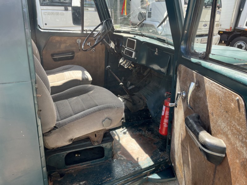 F-75 2.3 4X4 PICK-UP MANUAL - 1966 - GUAPORé