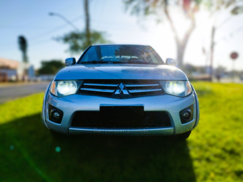 L200 TRITON 3.5 HPE 4X4 CD V6 24V FLEX 4P AUTOMÁTICO - 2012 - NOVO HAMBURGO