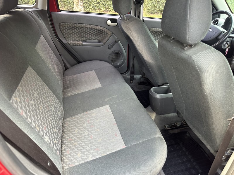 FIESTA 1.0 MPI 8V GASOLINA 4P MANUAL - 2004 - CAXIAS DO SUL