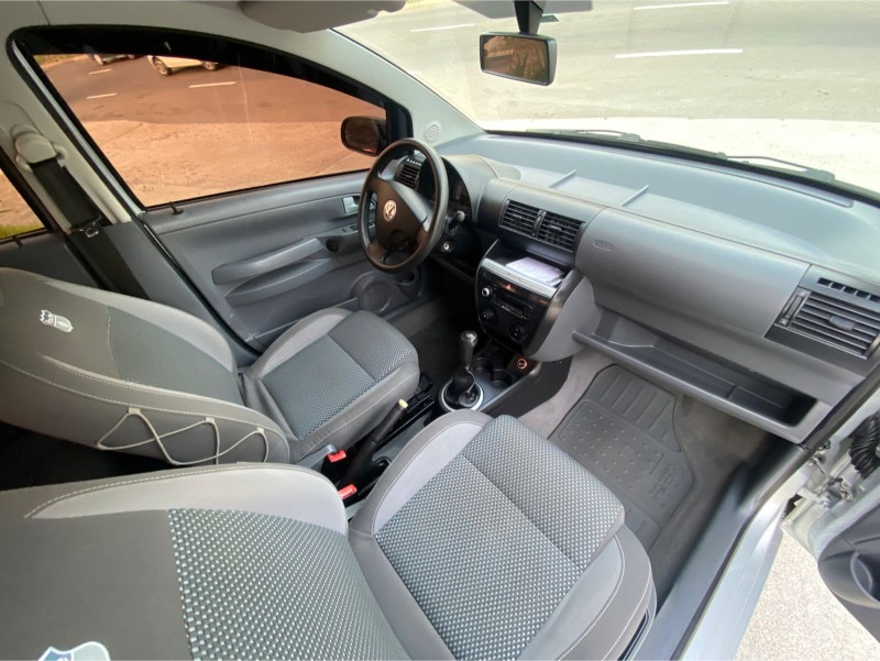 FOX 1.6 MI ROUTE 8V FLEX 4P MANUAL - 2009 - CAXIAS DO SUL