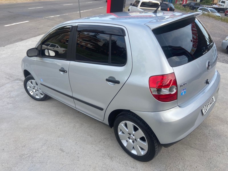 FOX 1.6 MI ROUTE 8V FLEX 4P MANUAL - 2009 - CAXIAS DO SUL