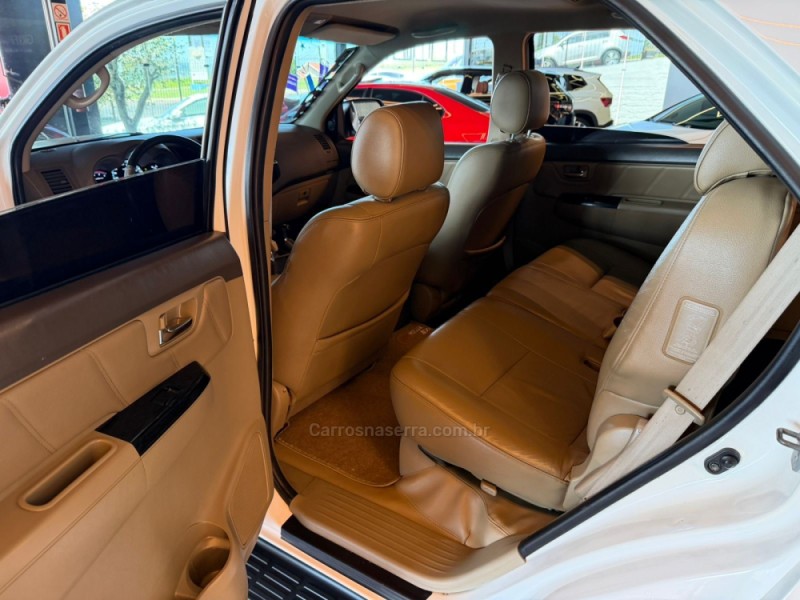 HILUX SW4 3.0 SRV 4X4 16V TURBO INTERCOOLER DIESEL 4P AUTOMÁTICO - 2013 - DOIS IRMãOS