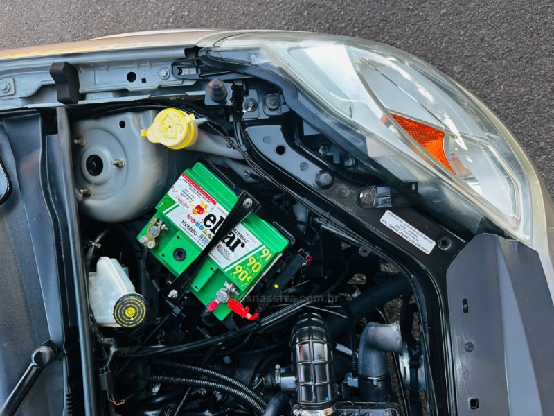 FIESTA 1.6 MPI CLASS HATCH 8V FLEX 4P MANUAL - 2011 - FARROUPILHA