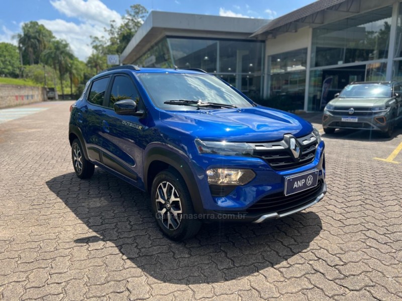 KWID 1.0 12V OUTSIDER FLEX 4P MANUAL - 2023 - NOVA PETRóPOLIS