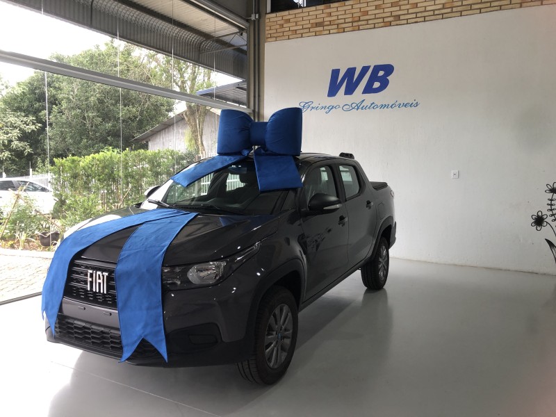 FIAT - STRADA - 2025/2026 - Cinza - R$ 129.800,00