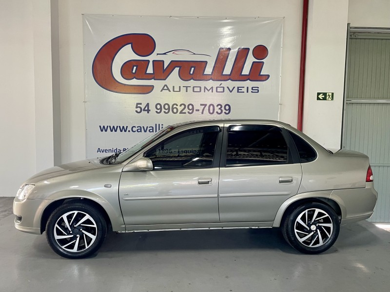 CLASSIC 1.0 MPFI LS 8V FLEX 4P MANUAL - 2011 - CAXIAS DO SUL