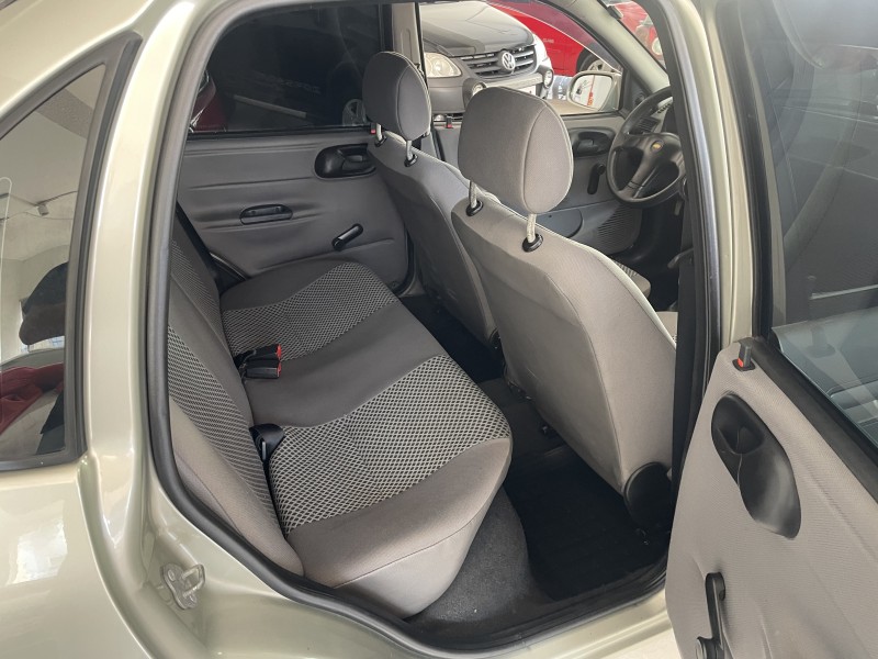 CLASSIC 1.0 MPFI LS 8V FLEX 4P MANUAL - 2011 - CAXIAS DO SUL