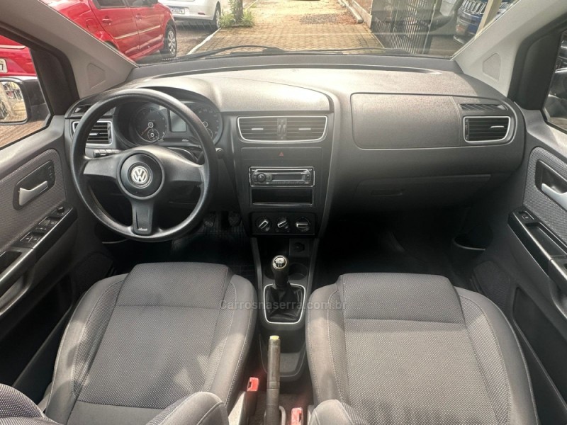 FOX 1.0 MI CITY 8V FLEX 4P MANUAL - 2011 - PAROBé