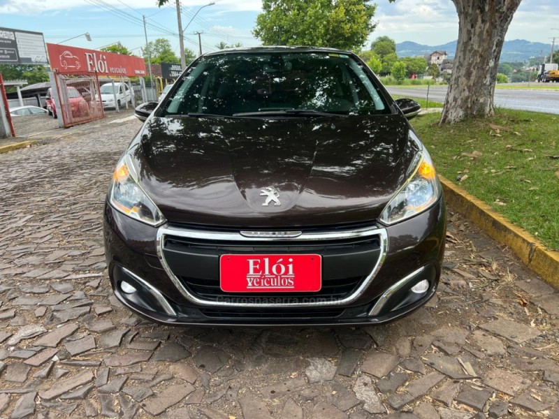 208 1.6 GRIFFE 16V FLEX 4P AUTOMÁTICO - 2017 - DOIS IRMãOS