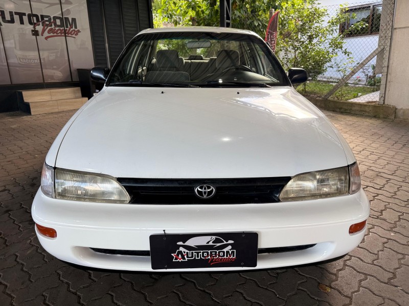 COROLLA 1.6 DX 16V GASOLINA 4P MANUAL - 1995 - CAXIAS DO SUL