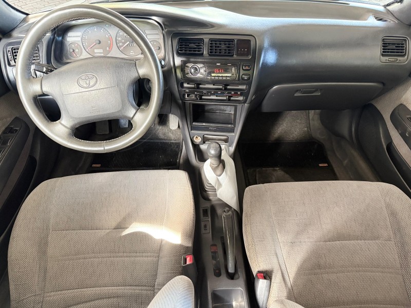 COROLLA 1.6 DX 16V GASOLINA 4P MANUAL - 1995 - CAXIAS DO SUL
