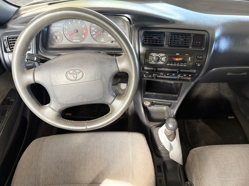 COROLLA 1.6 DX 16V GASOLINA 4P MANUAL - 1995 - CAXIAS DO SUL