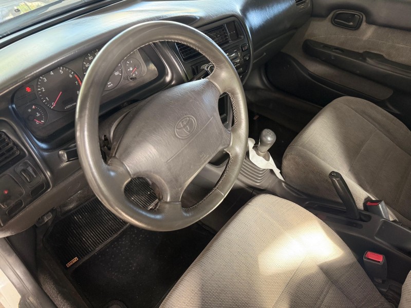 COROLLA 1.6 DX 16V GASOLINA 4P MANUAL - 1995 - CAXIAS DO SUL