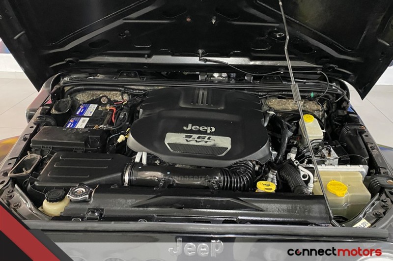 WRANGLER 3.6 SPORT 4X4 V6 24V GASOLINA 2P AUTOMÁTICO - 2012 - BENTO GONçALVES