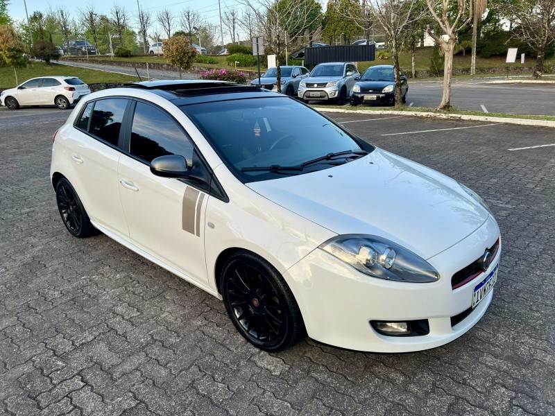 BRAVO 1.8 SPORTING 16V FLEX 4P MANUAL - 2014 - CAXIAS DO SUL