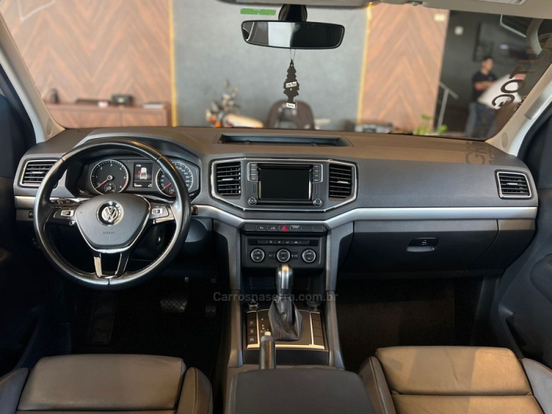 AMAROK 3.0 V6 TDI HIGHLINE CD DIESEL 4MOTION AUTOMÁTICO - 2022 - CAMPO BOM